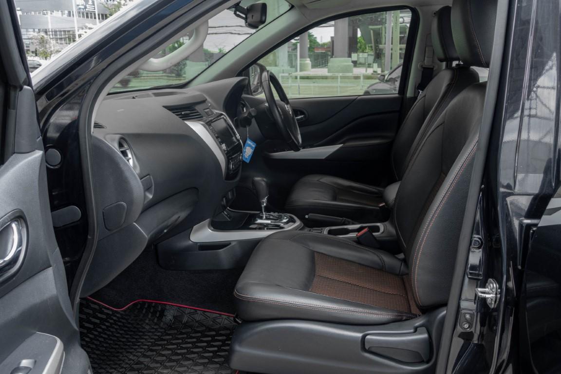 Nissan Navara NP300 2.5EL Doublecab Calibre Black Edition II A/T 2019 *SK1830*